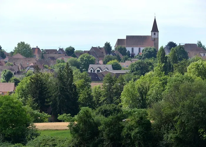 Aux Deux Clochers Apartamento *
